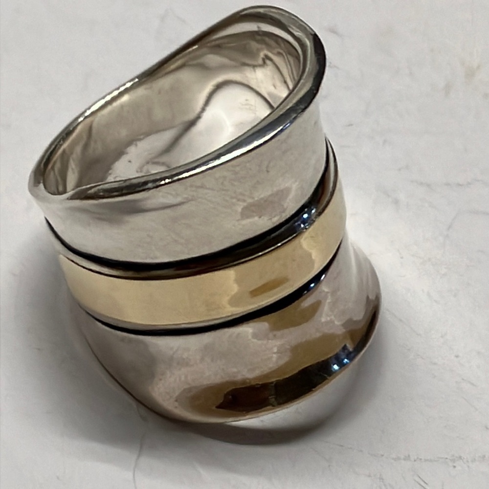 Silpada Sterling Silver Ring Tro Tones